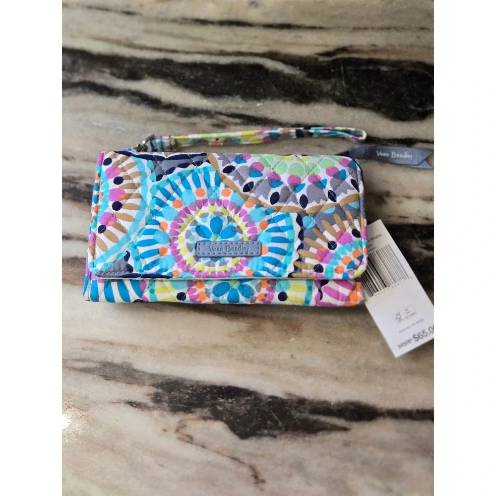 Vera Bradley Sunny Medallion RFID Smartphone Wristlet Wallet 26324-12657 NEW